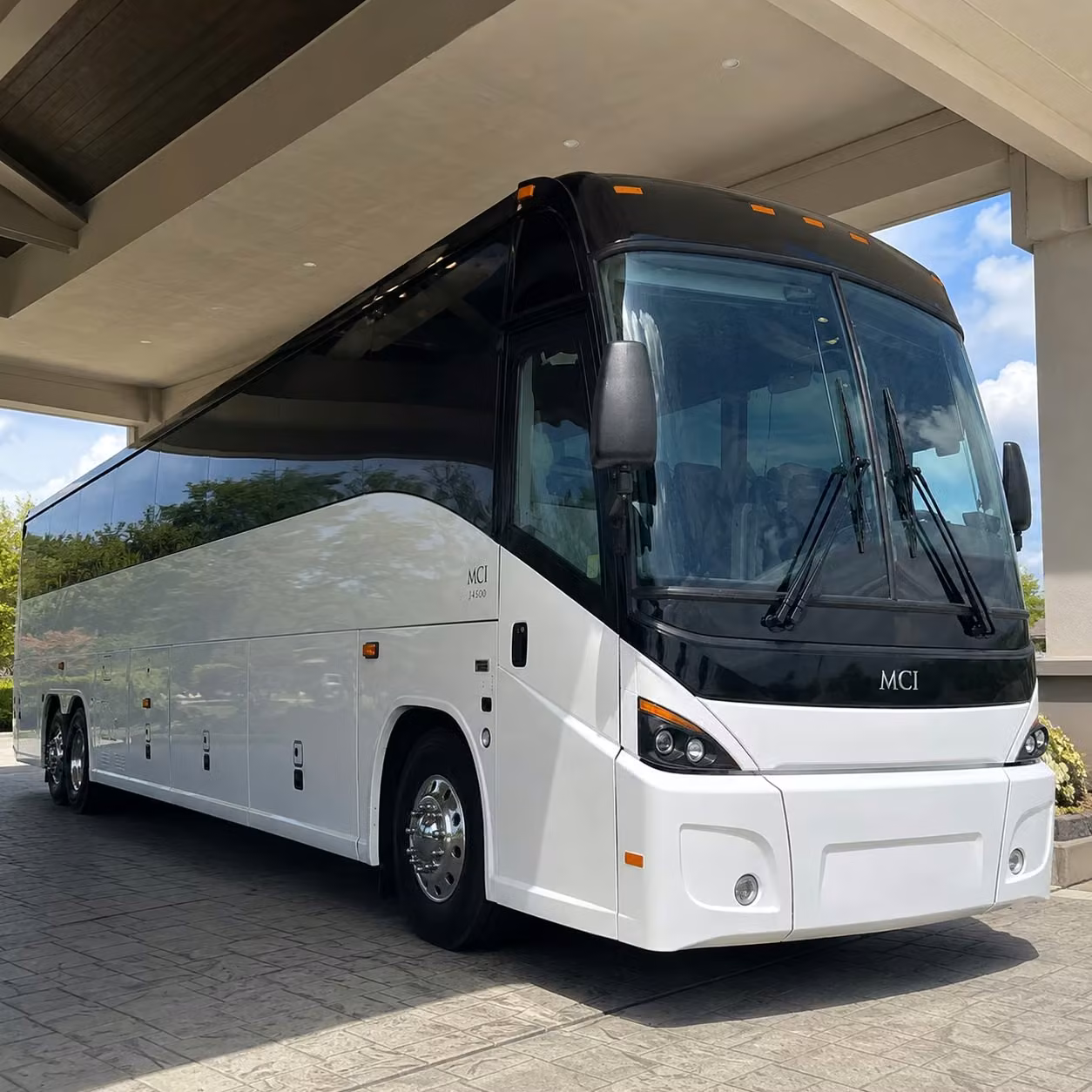 corporate group departures and convention shuttles from kansas city hotels