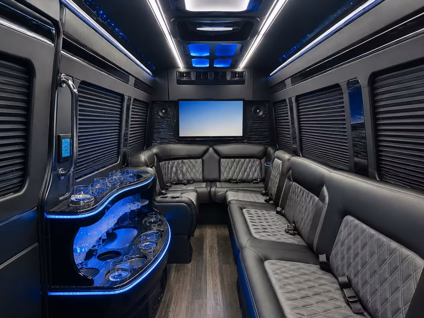 keeping kansas city high schoolers safe on prom night starts with the right transportation
